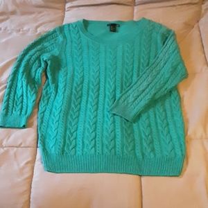 H and m green sweater
